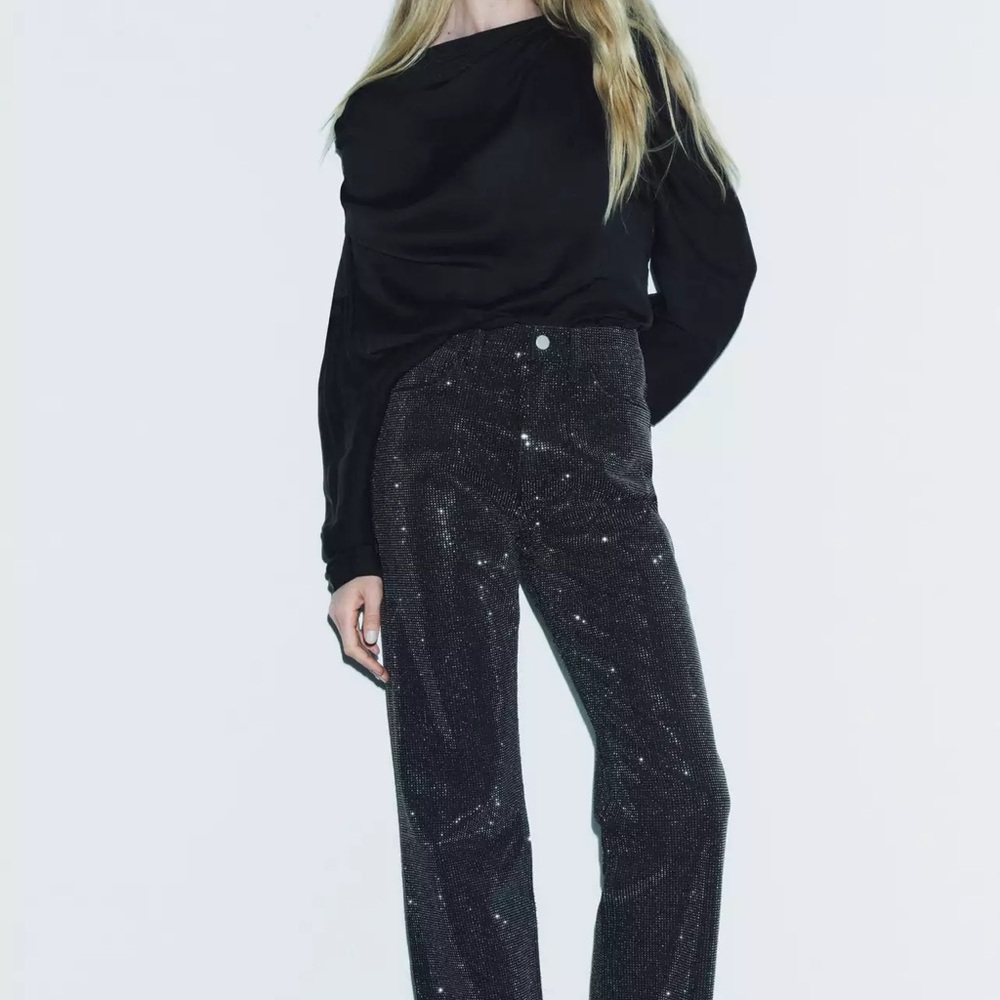 NWT Zara Embellished Mid Rise Straight Jeans